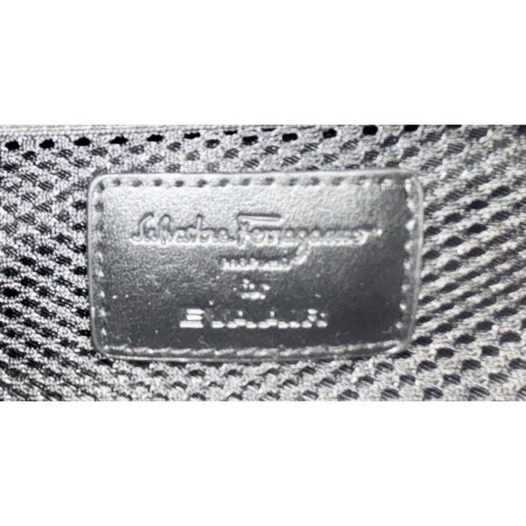 Salvatore Ferragamo Black Evaair Parfumes Toiletries/ Makeup Bag & Box Set  Unis - Picture 12 of 17